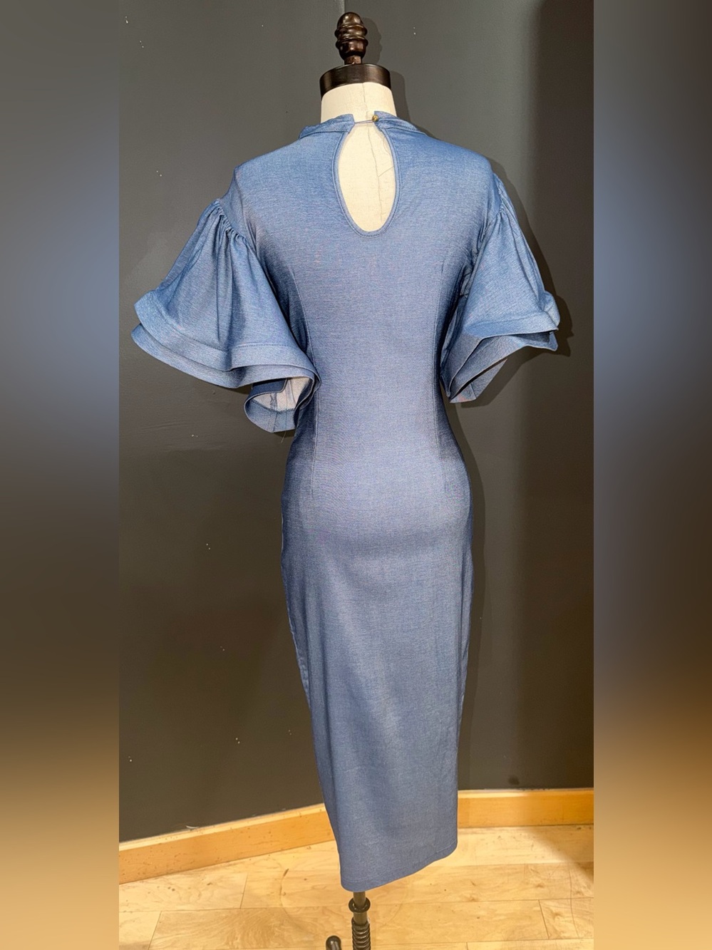 Denim Ruffled Sleeve Midi Dress - Women's - Picture 3 of 3